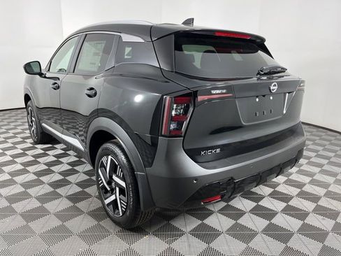 New 2026 Nissan Kicks SV w/ SV Premium Package image 7