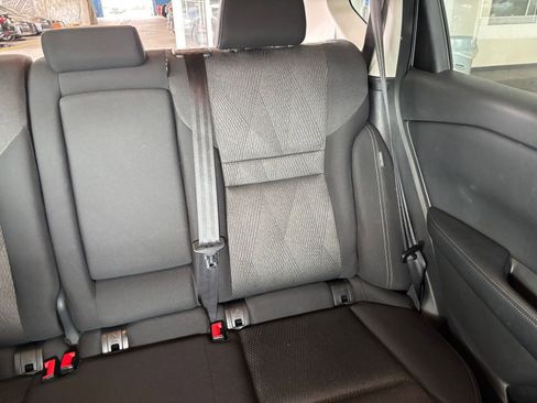 Used 2025 Nissan Rogue SV image 39