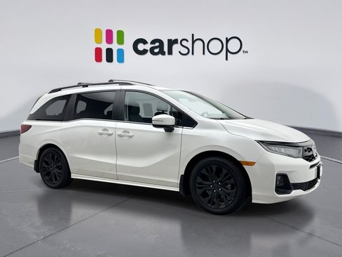 Used 2025 Honda Odyssey Touring image 7