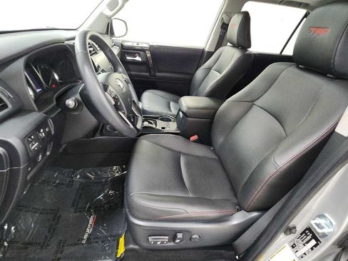 Certified 2021 Toyota 4Runner TRD Off-Road Premium w/ Moonroof Package AWD/4WD image 13