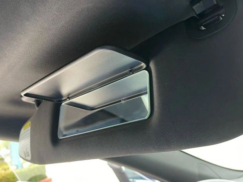 Used 2018 Tesla Model S 75D image 27