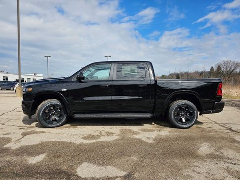 New 2026 RAM 1500 4x4 Crew Cab image 8