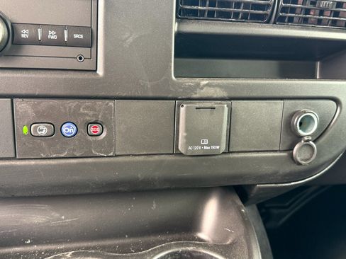 New 2025 Chevrolet Express 3500 w/ Power Convenience Package image 30