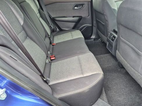 Used 2021 Nissan Rogue SV AWD/4WD image 17