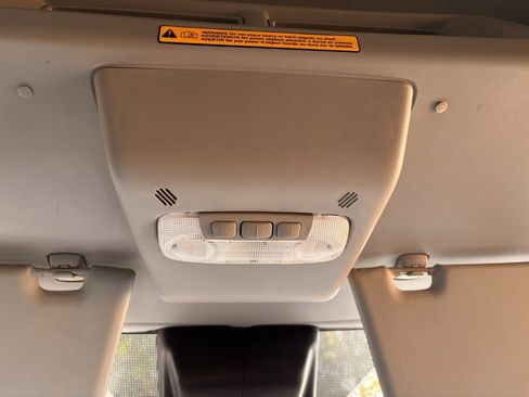 Used 2019 Ford Transit 250 148 Medium Roof image 24