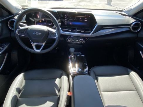 Used 2024 Chevrolet Trax ACTIV w/ Driver Confidence Package image 24