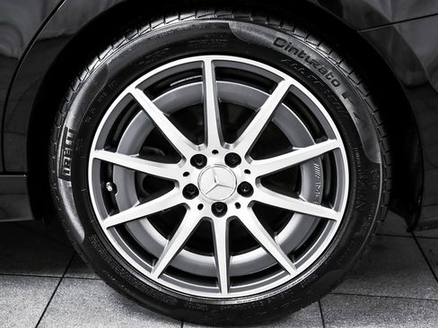 Used 2024 Mercedes-Benz C 43 AMG 4MATIC Sedan image 8