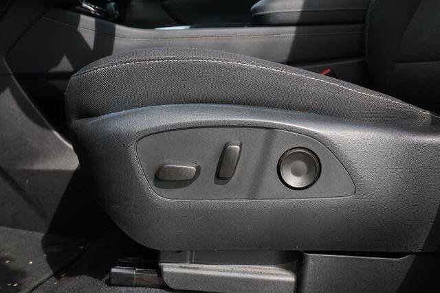 Used 2024 Chevrolet Traverse LT AWD/4WD image 24