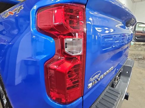 Certified 2025 Chevrolet Silverado 1500 LT image 39