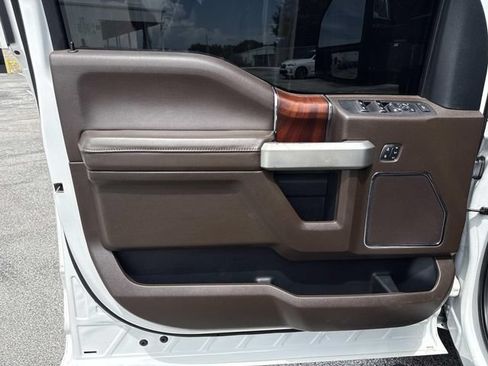 Used 2021 Ford F450 King Ranch w/ King Ranch Ultimate Package AWD/4WD image 18