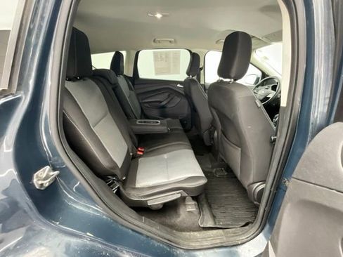Used 2019 Ford Escape SE FWD image 12