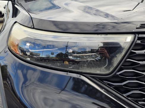 Used 2020 Ford Explorer ST w/ Premium Technology Package image 4