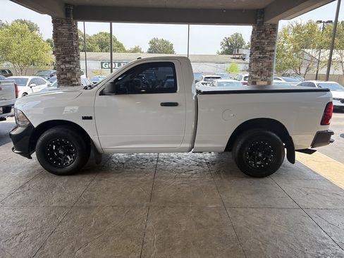 Used 2017 RAM 1500 Tradesman w/ Popular Equipment Group RWD image 9