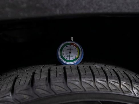 Used 2019 Toyota RAV4 Limited image 43