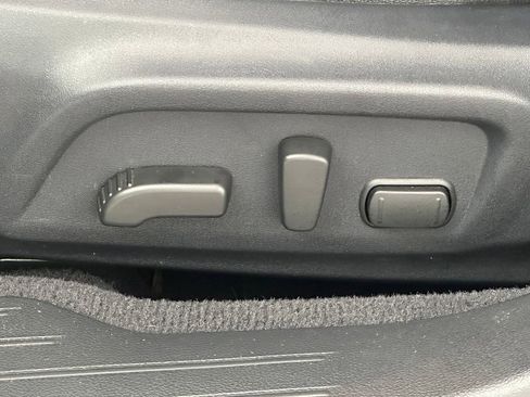 Used 2017 Subaru Legacy 2.5i Limited image 41