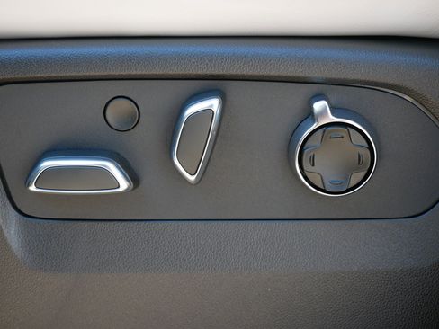 New 2026 Cadillac Escalade Platinum Sport image 17