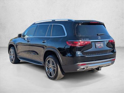 New 2026 Mercedes-Benz GLS 450 4MATIC image 9