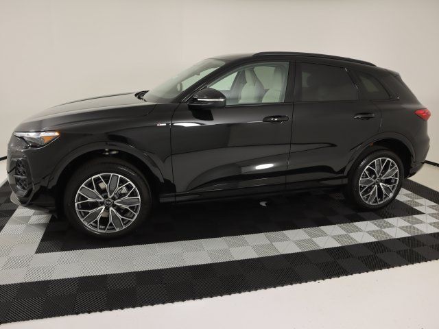 New 2026 Audi Q5 Premium Plus AWD/4WD image 2
