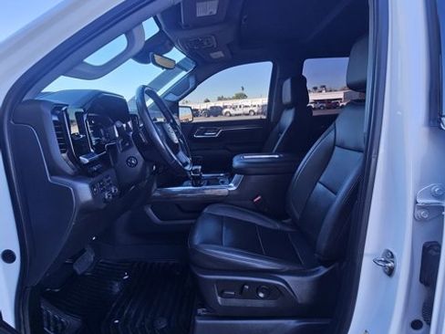 Used 2022 Chevrolet Silverado 1500 LTZ w/ LTZ Premium Package image 14