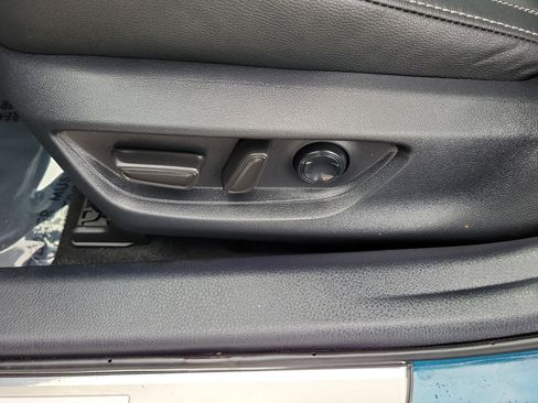 Used 2025 Toyota Camry SE FWD image 12