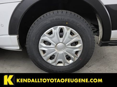 Used 2023 Ford Transit 350 XLT RWD image 9