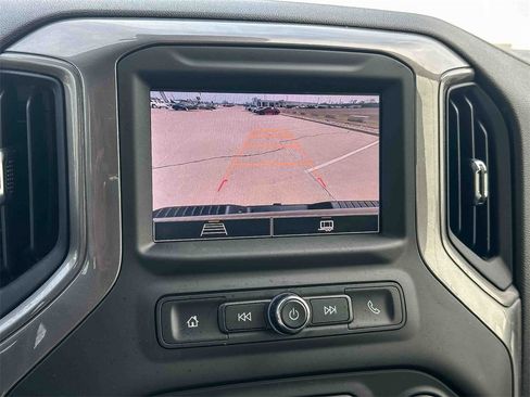 Certified 2024 Chevrolet Silverado 2500 Custom w/ Custom Value Package image 30