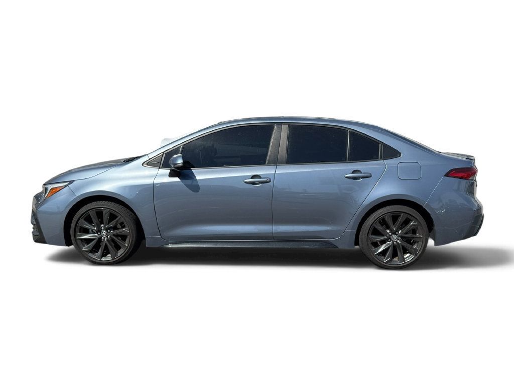 Used 2024 Toyota Corolla XSE FWD image 3