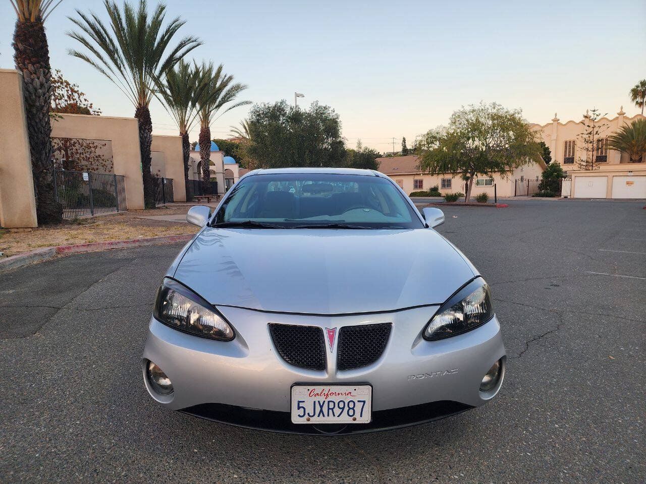 Used 2004 Pontiac Grand Prix GT w/ Drivers Package FWD image 3