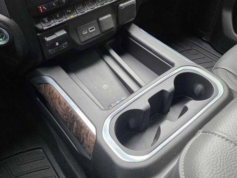 Used 2021 GMC Sierra 2500 Denali AWD/4WD image 30