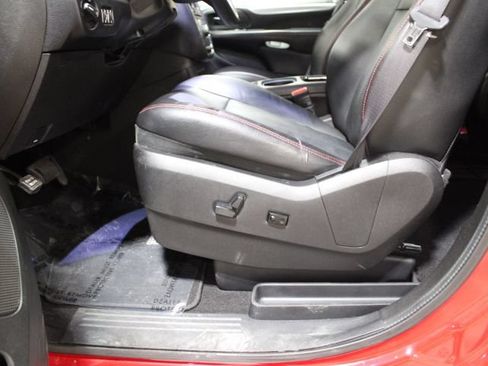 Used 2016 Dodge Grand Caravan R/T FWD image 19