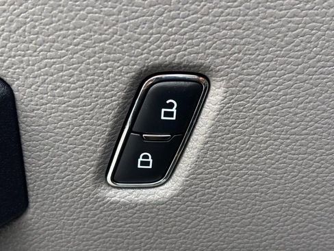 Used 2020 Ford F150 XL w/ XL Power Equipment Group image 19