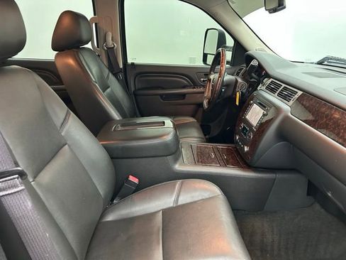 Used 2014 GMC Sierra 3500 Denali image 31