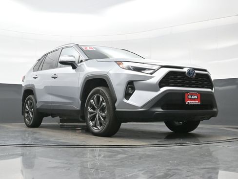 Used 2024 Toyota RAV4 XLE Premium w/ Weather Package AWD/4WD image 27