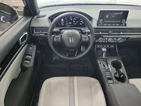 Certified 2025 Honda Civic Sport image 13