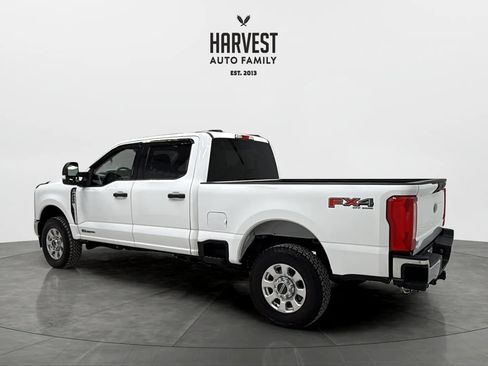 Used 2024 Ford F250 XLT w/ FX4 Off-Road Package AWD/4WD image 3