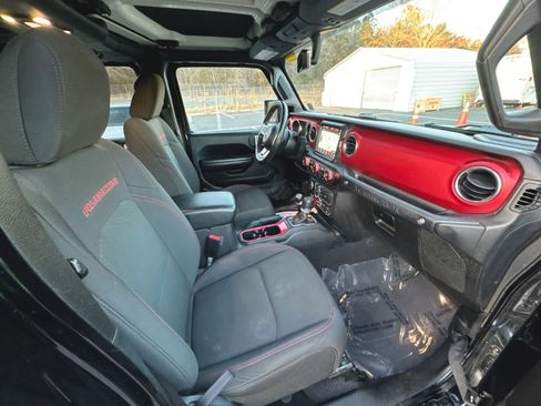 Used 2021 Jeep Wrangler Unlimited Rubicon image 32