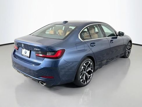 New 2026 BMW 330i xDrive Sedan w/ Premium Package AWD/4WD image 7