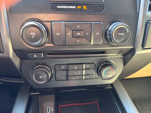 Used 2018 Ford F150 XLT AWD/4WD image 25