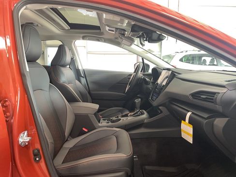 Used 2025 Subaru Crosstrek 2.5i Limited AWD/4WD image 23