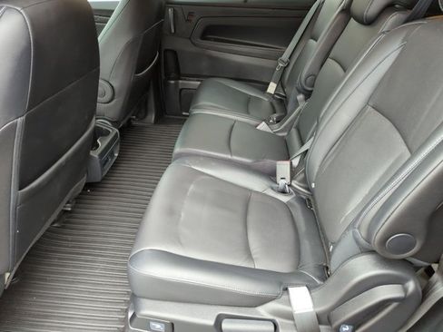 Used 2024 Honda Odyssey EX-L image 12