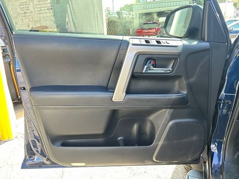 Used 2024 Toyota 4Runner SR5 Premium AWD/4WD image 8