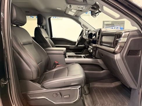 Used 2023 Ford F250 Lariat w/ Lariat Ultimate Package AWD/4WD image 21