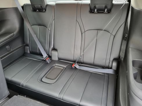 Used 2023 INFINITI QX60 Luxe w/ Vision Package image 16