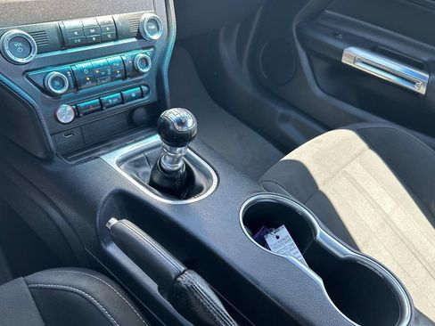 Used 2019 Ford Mustang GT RWD image 29