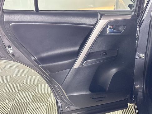 Used 2017 Toyota RAV4 XLE image 19