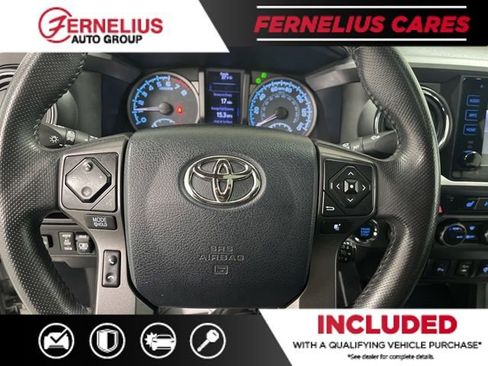 Used 2017 Toyota Tacoma TRD Sport image 44
