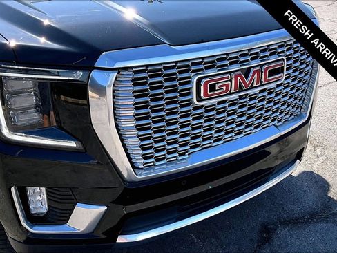 Used 2023 GMC Yukon XL Denali AWD/4WD image 34