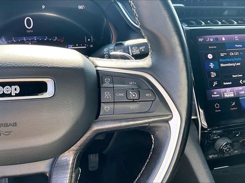 Used 2021 Jeep Grand Cherokee L Limited AWD/4WD image 15