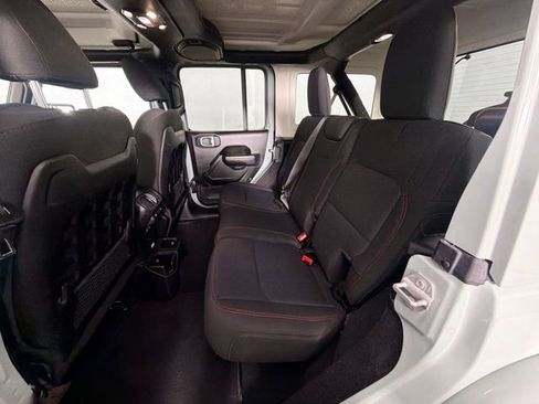 Used 2023 Jeep Wrangler Unlimited Rubicon AWD/4WD image 25