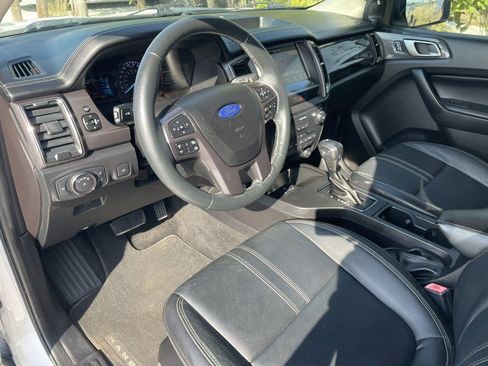Used 2019 Ford Ranger Lariat w/ Equipment Group 501A Mid image 9